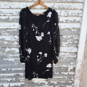 🌟 White House Black Market WHBM floral dress size xs